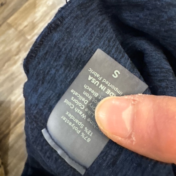 Bombshell Sportswear Black Racerback Crop Tank - Picture 3 of 3